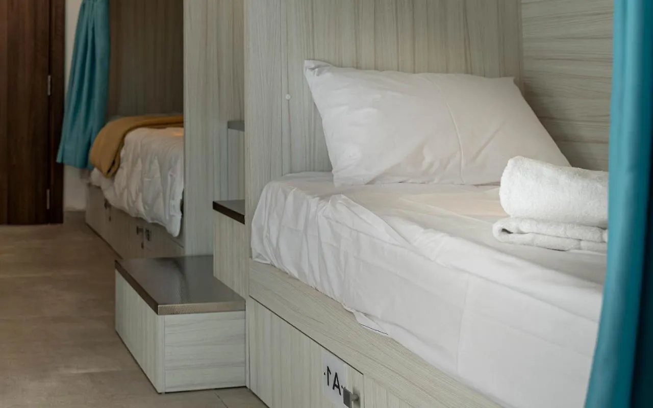 The Rose Hostel Saint Julian's Μάλτα