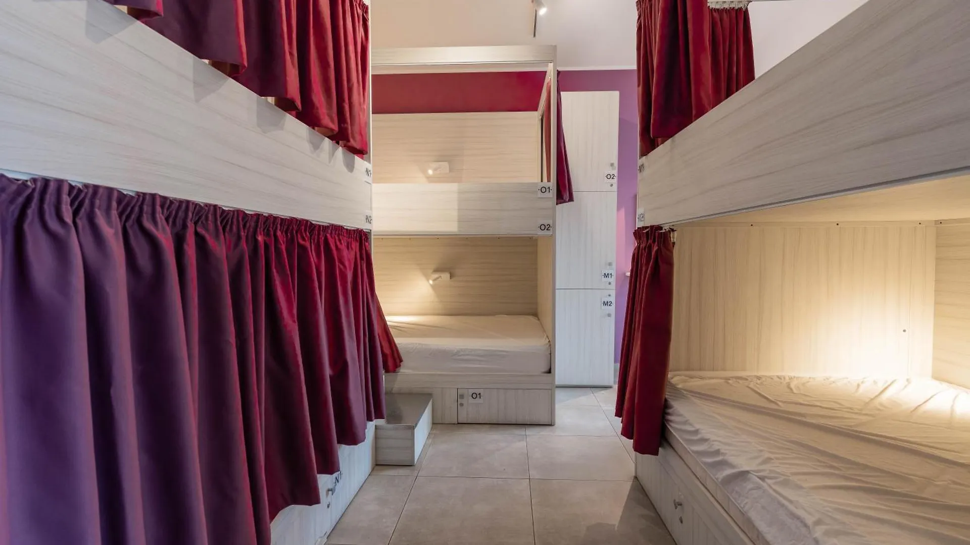 The Rose Hostel Saint Julian's 0*,